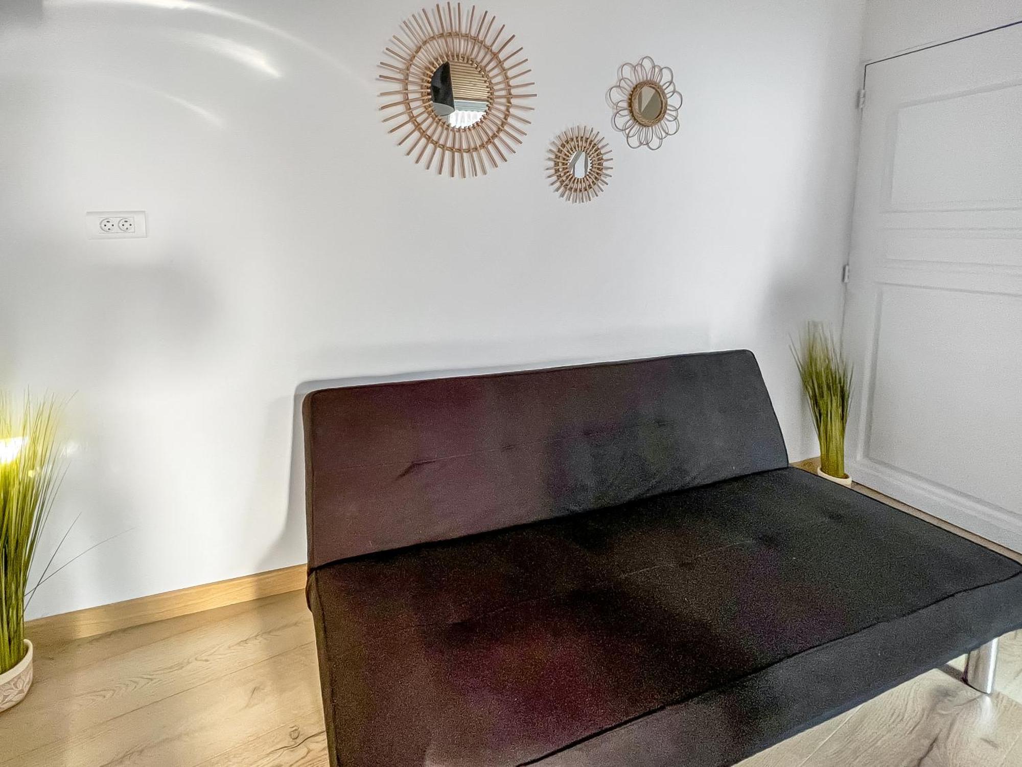 L'Eden Carolo - Netflix, Wi-Fi, 10Min Aeroport, Parking Gratuit Dampremy Exterior foto